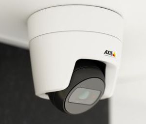 перекрашиваемые мини купольные камеры AXIS с широкоугольным объективом